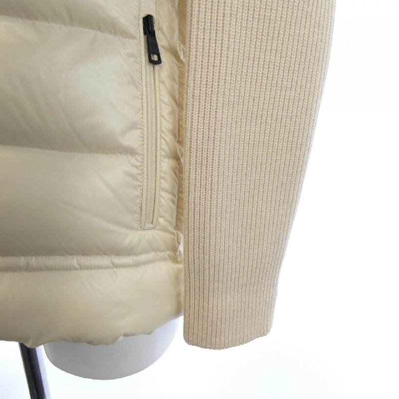 Áo khoác lông vũ MONCLER - Hàng hiệu Authentic 898026