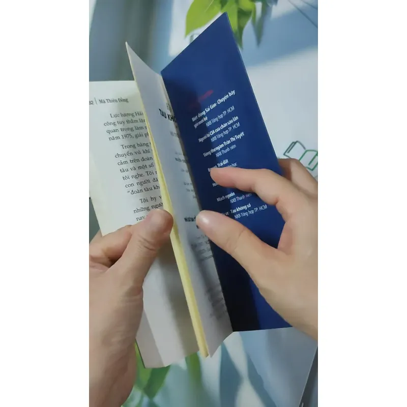 Ký Ức Tàu Không Số - Mã Thiện Đồng 928624