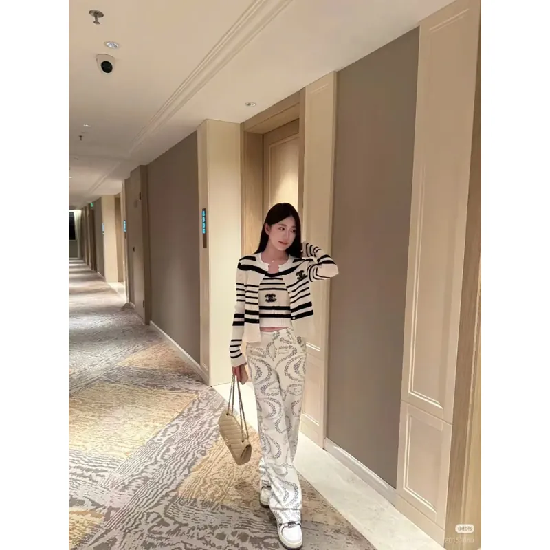 Set Áo Len 2 Dây Kèm Cardigan Hoạ Tiết Basic 720743