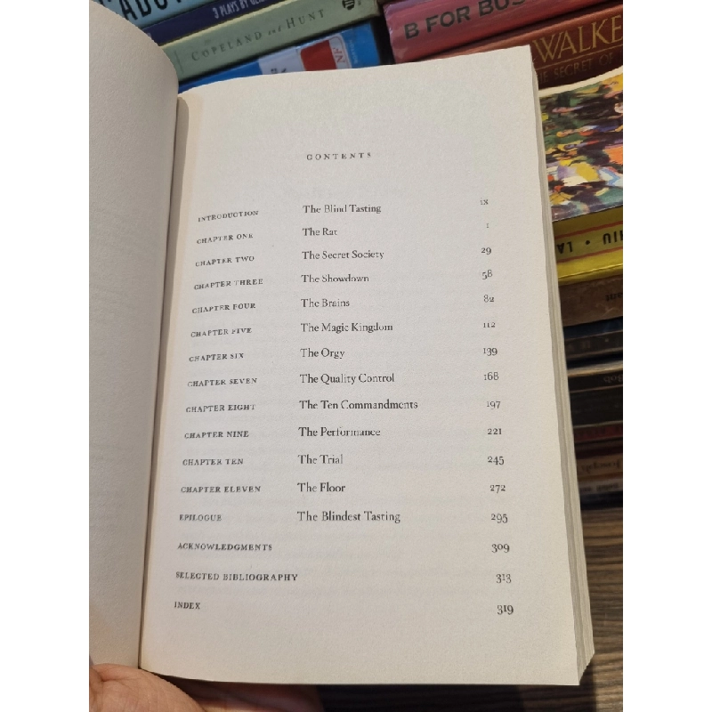 CORK DORK : A Wine-Fueled Adventure Among the Obsessive Sommeliers, Big Bottle Hunters, and Rogue Scientists Who Taught Me to Live for Taste - Bianca Bosker 147053