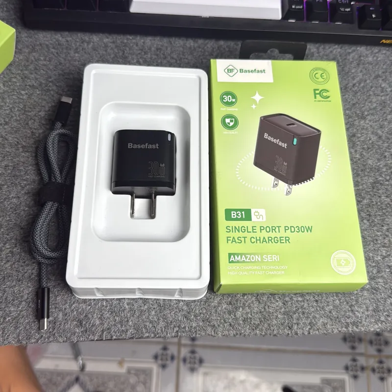 Bộ Cáp Sạc Basefast Unbox Type C 30w Dây cáp 60w 740390