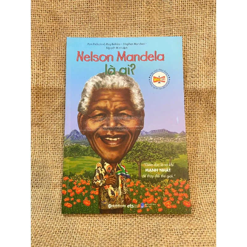 Nelson Mandela là ai? 1008809