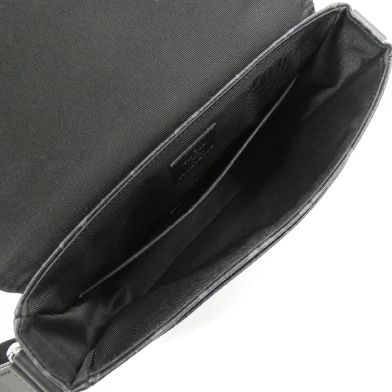 Túi xách vai Louis Vuitton Monogram Eclipse District PM M46255 611741