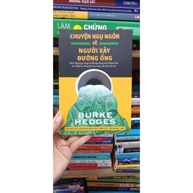 Chuyện Ngụ Ngôn Về Người Xây Đường Ống- Burke Hedges 529739