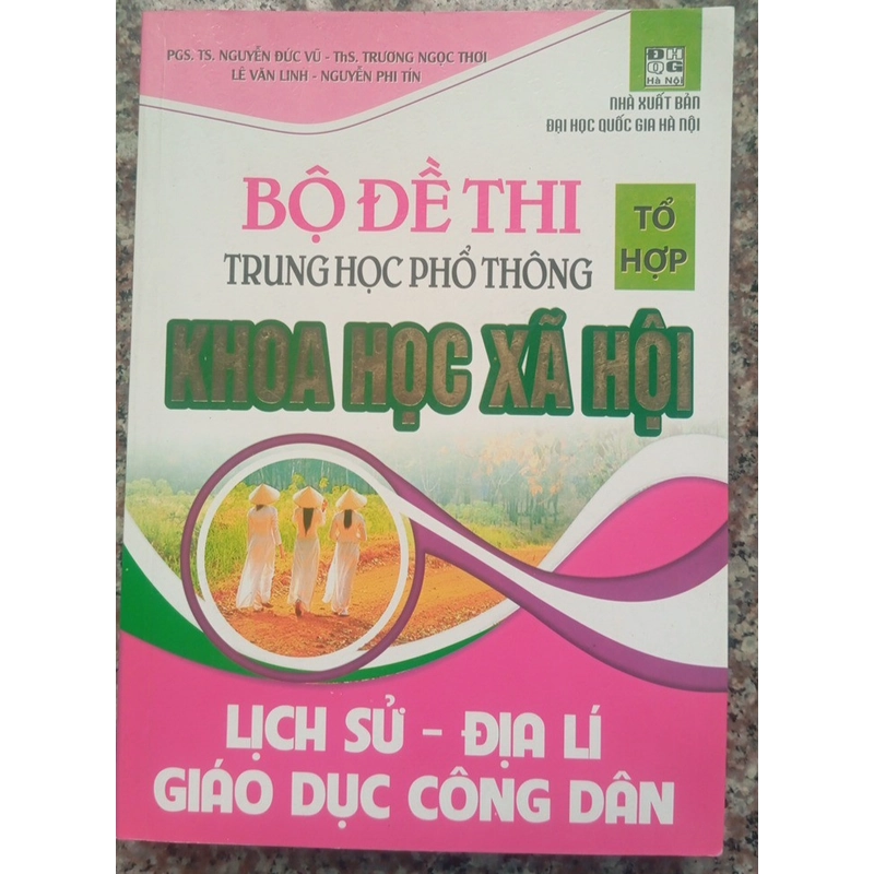 Combo Đạt điểm cao môn văn & bộ đề 3 môn Khoa học xã hội  267099