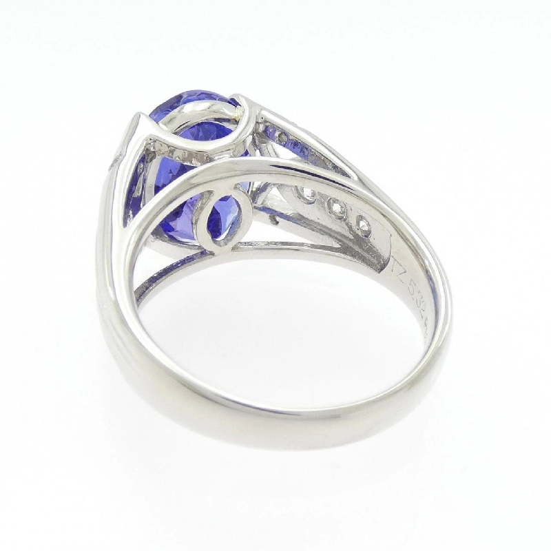 Nhẫn Tanzanite PT900 5.32CT 666640
