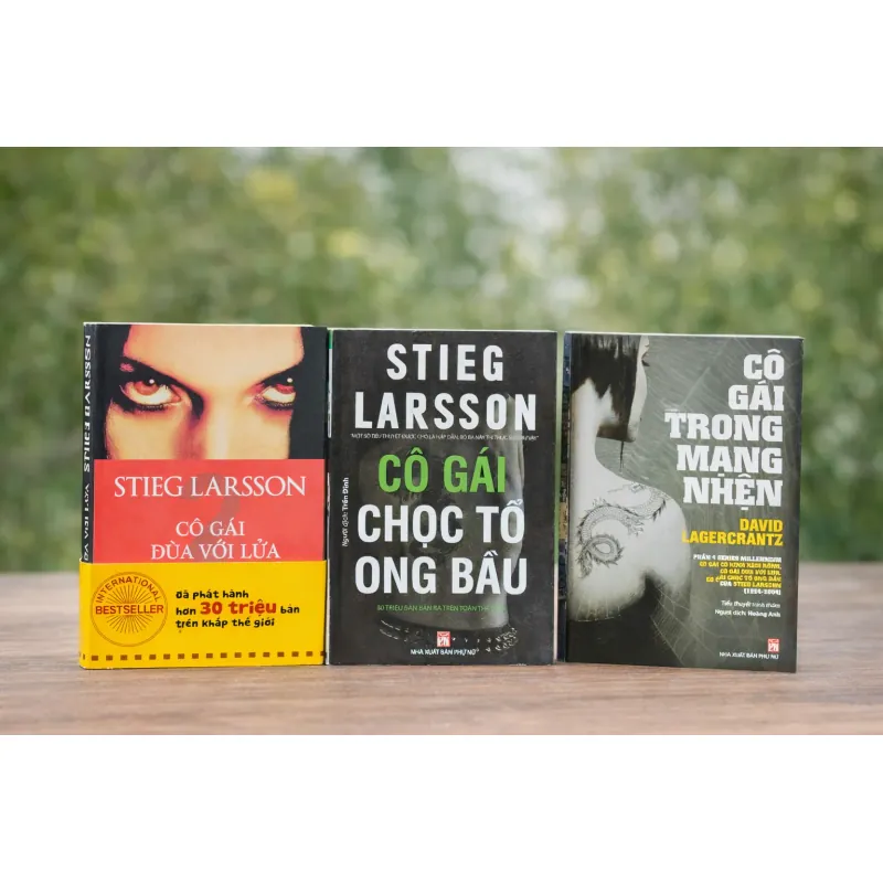 Bộ 3 cuốn của Stieg Larsson 410965