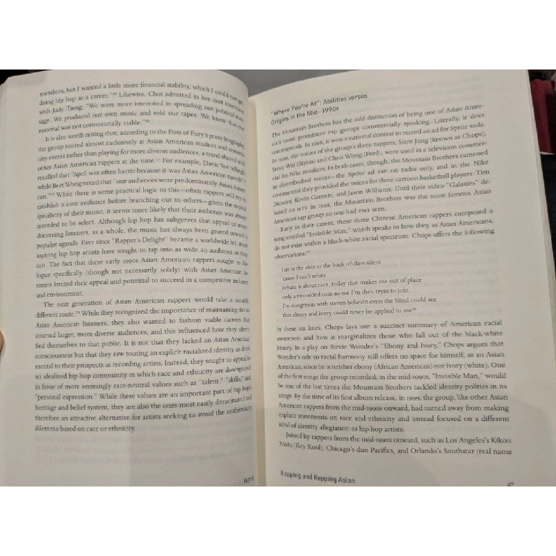 Alien Encounters - Nguyen & Tu 788556