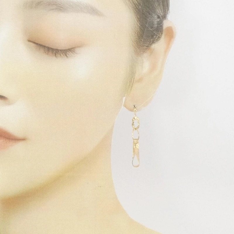 K18YG Bông tai - Hàng hiệu Chính hãng 872102