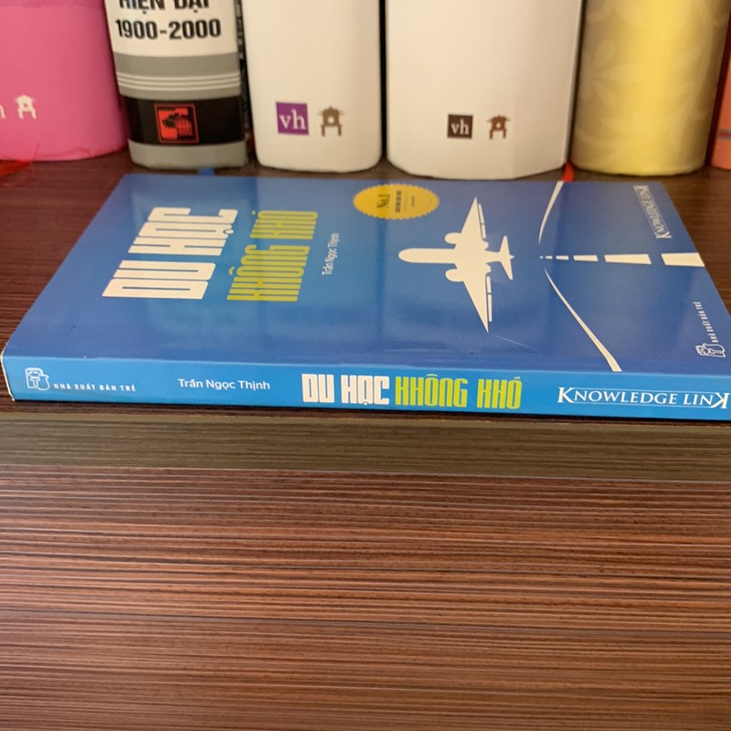 Sách kỹ năng sống : Du Học Không Khó - mới 95% 148884