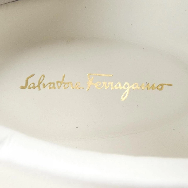 【Khuyến mãi】Giày sneaker Salvatore Ferragamo 659443