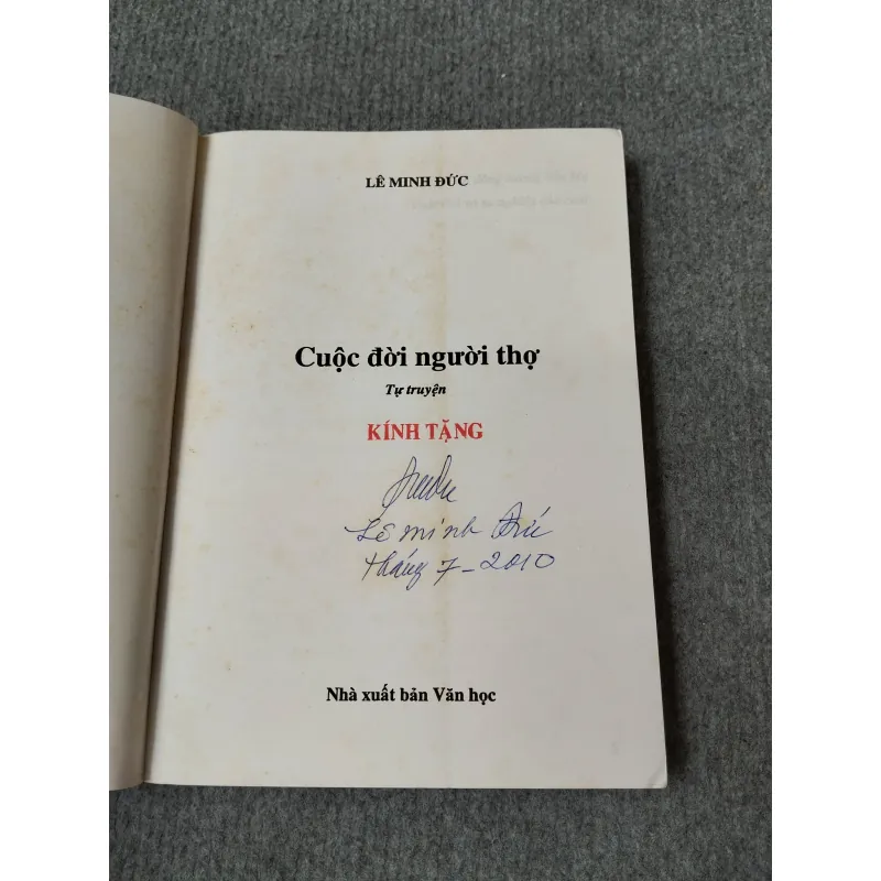 LÊ MINH ĐỨC CUỘC ĐỜI NGƯỜI THỢ (TỰ TRUYỆN) 729275