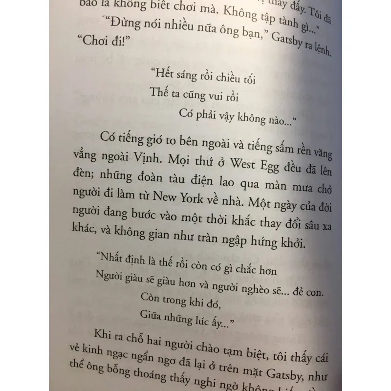 [KINH ĐIỂN] Đại gia Gatsby - F.Scott Fitzgerald 577639