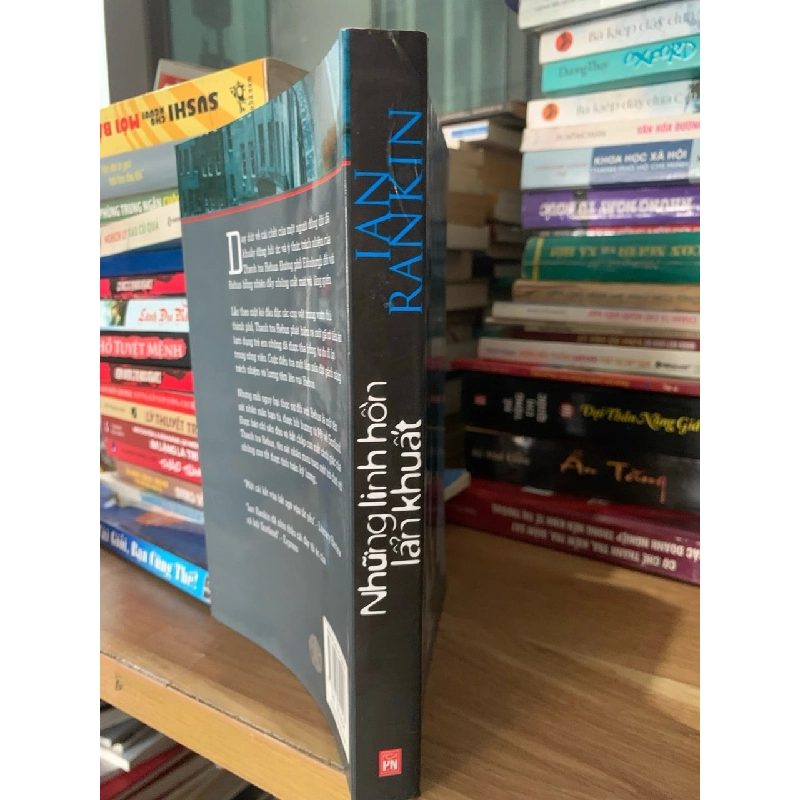 Những linh hồn ẩn khuất -Lan Rankin 758605