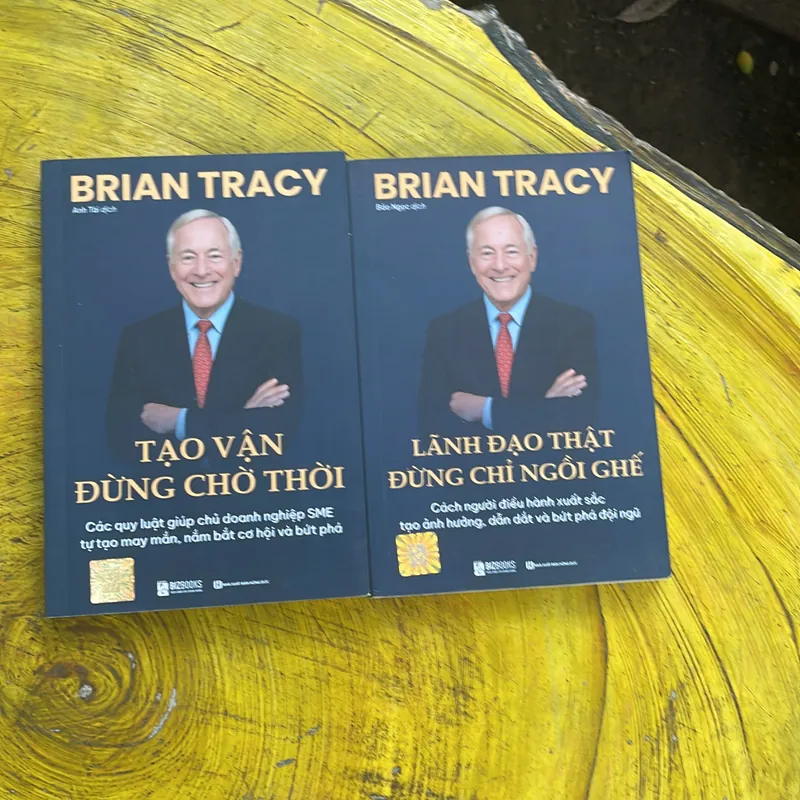 COMBO BRIAN TRACY: TẠO VẬN ĐỪNG CHỜ THỜI CƠ & LÃNH ĐẠO THẬT ĐỪNG CHỈ NGỒI GHẾ 738065
