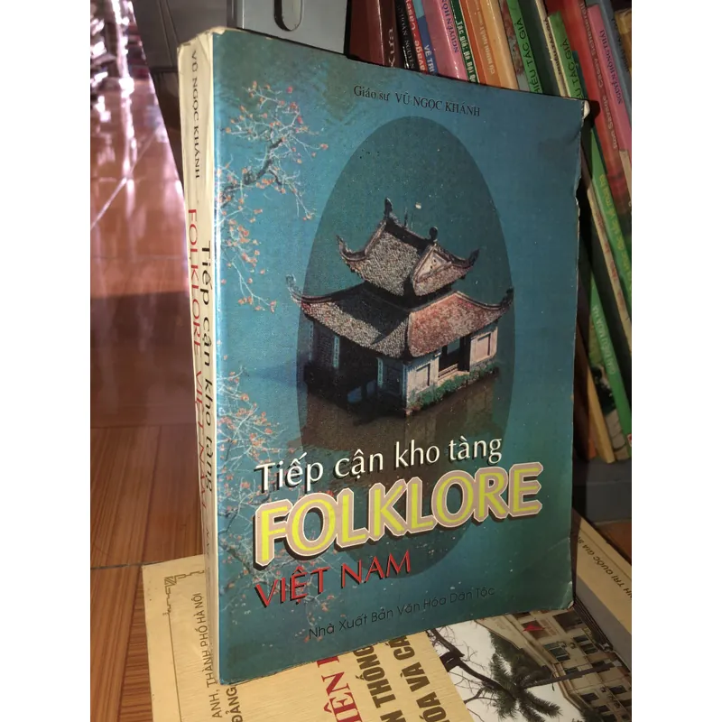 Tiếp cận kho tàng Folklore Việt Nam 731868
