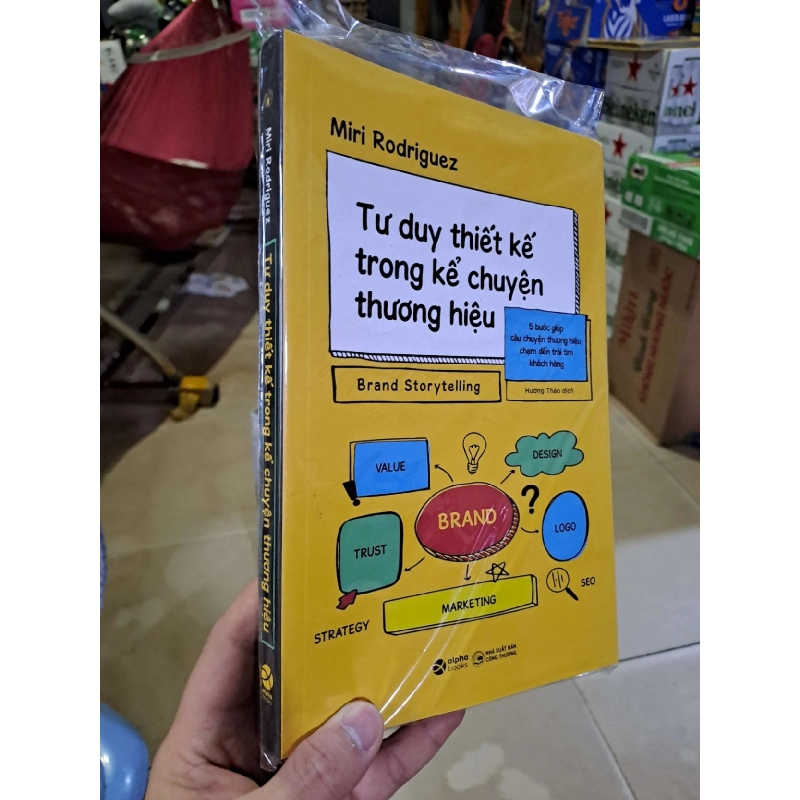 Tư duy thiết kế trong kể chuyện thương hiệu mới 100% Miri Rodriguez MARKETING KINH DOANH HCM2908 925253