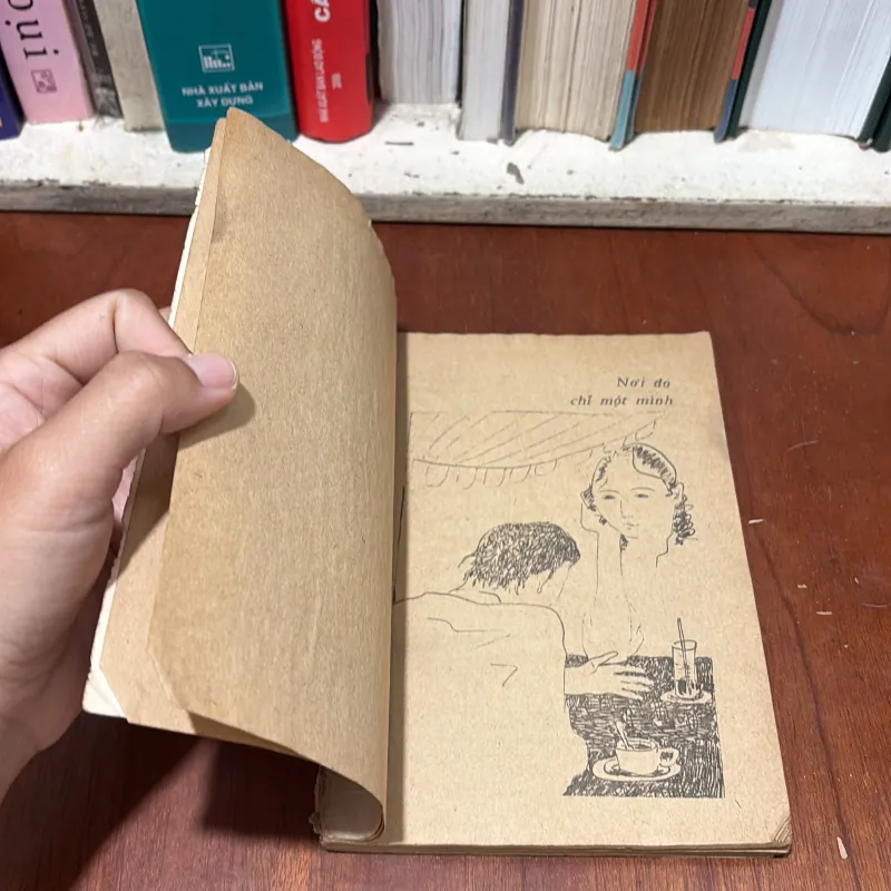 II Tập Truyện: Chút Lãng Mạn Trong Mưa - Lý Lan - 1987 751281