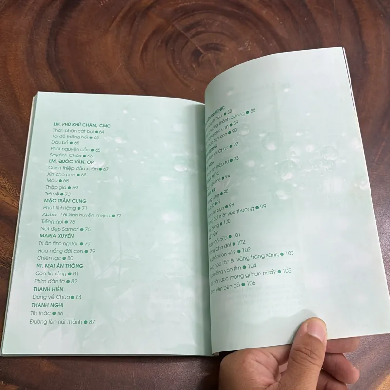 II Thơ: Lấp Lánh Sương Mai - Đồng Thanh Thơ Sài Gòn - 2015 997976