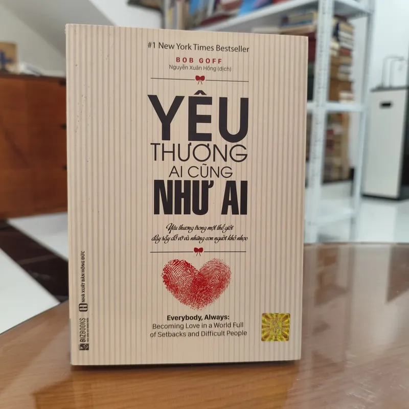 Yêu thương ai cũng như ai  588967