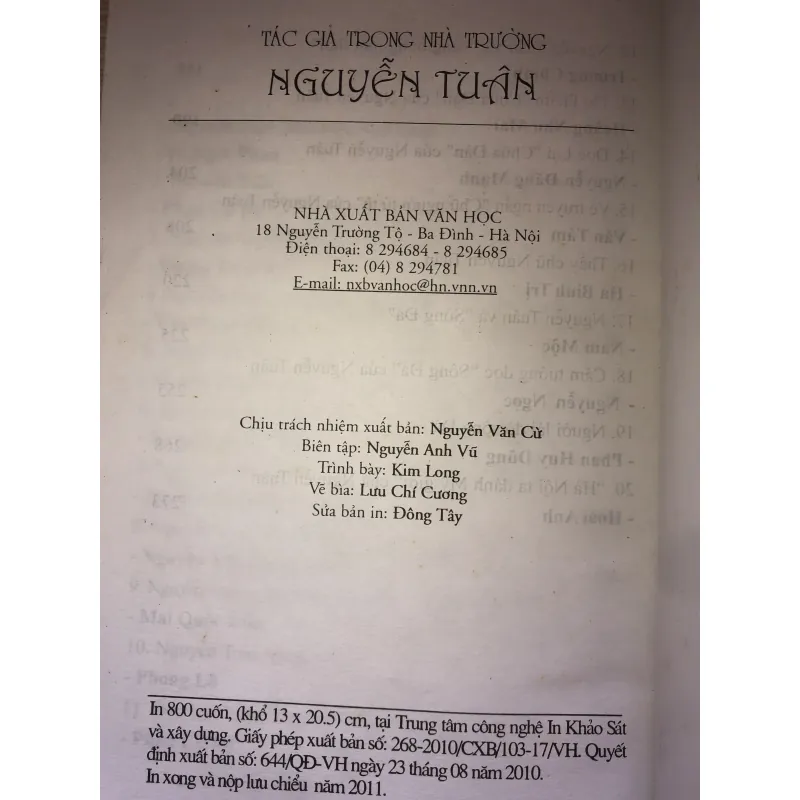 Tác phẩm trong nhà trường Nguyễn Tuân - NXB Văn Học 934866