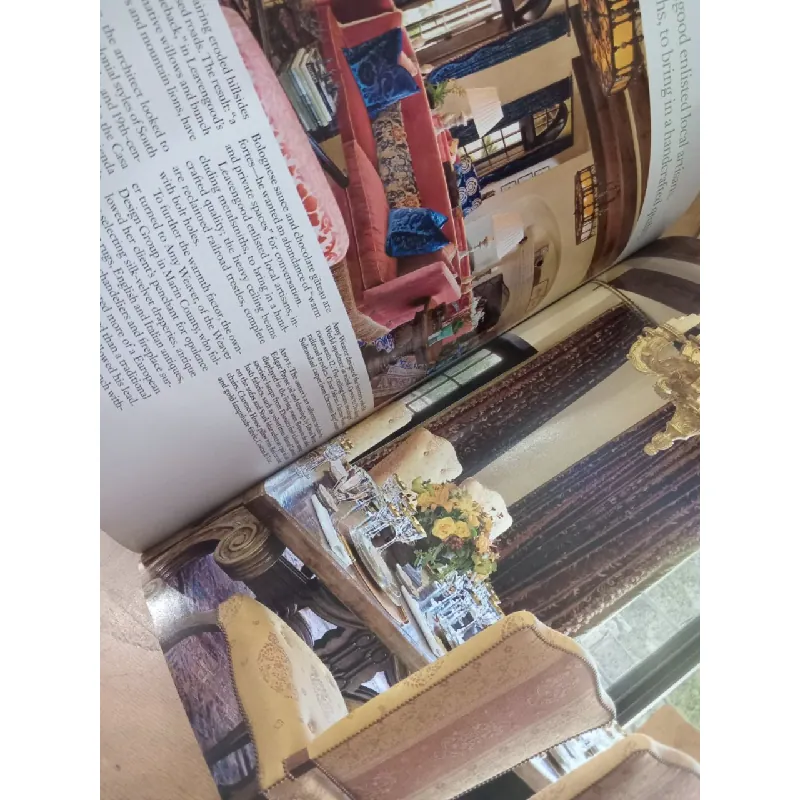 Architectural Digest: The international magazine of design 693081