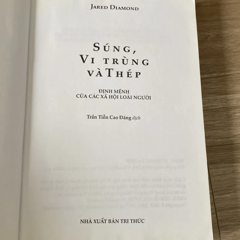 SÚNG, VI TRÙNG VÀ THÉP (XB 2007) 937365