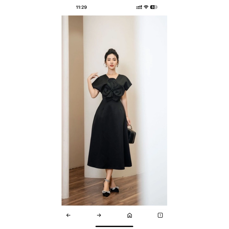Đầm tapta đen hoa cổ 442785