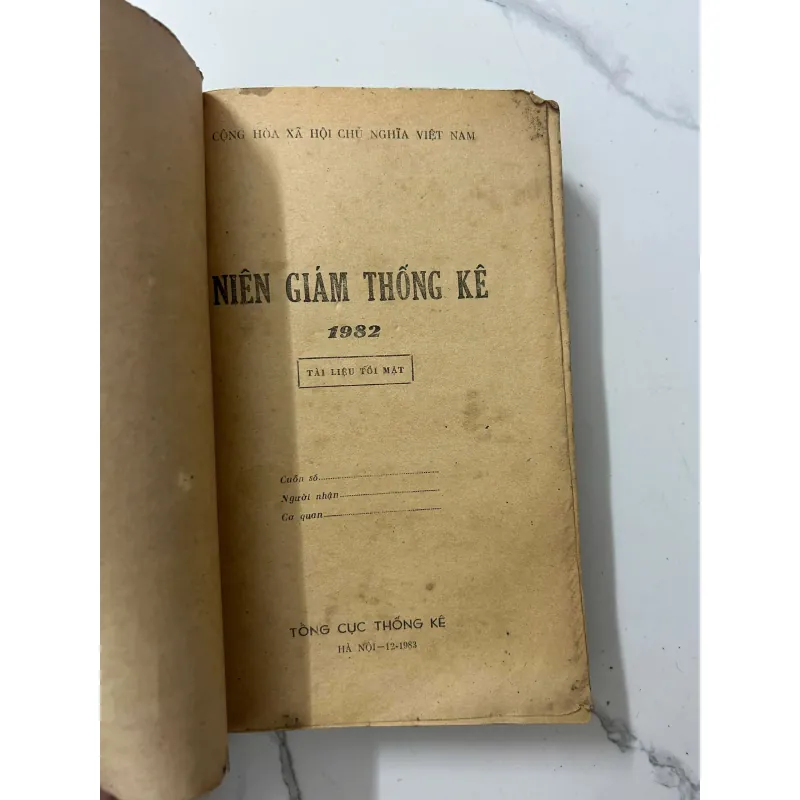 Niên giám Thống kê 1982 – Tổng cục Thống kê 1023482