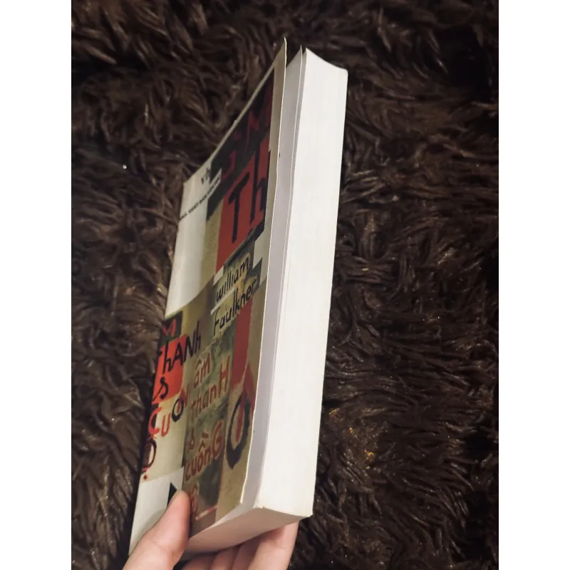 Âm thanh và cuồng nộ 993238