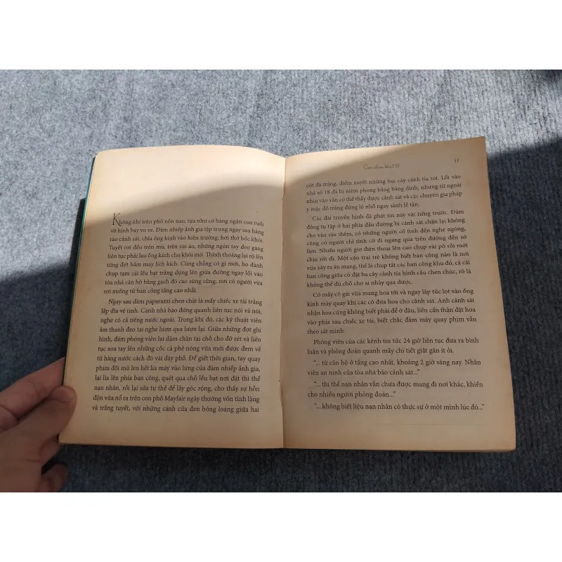 CON CHIM KHÁT TỔ - ROBERT GALBRAITH 574377