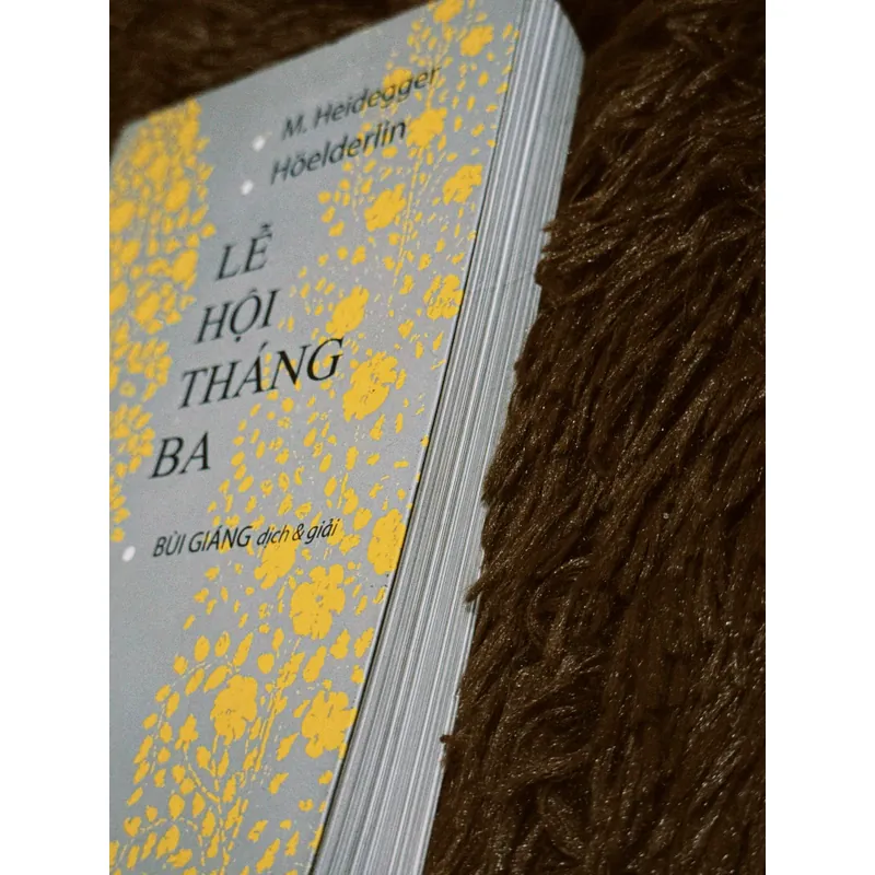 Lễ hội tháng ba  698385