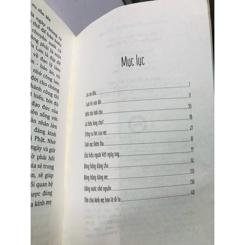 MỒ HÔI CHA ƯỚP LỜI RU CỦA MẸ - 183 trang, nxb: 2017 337321