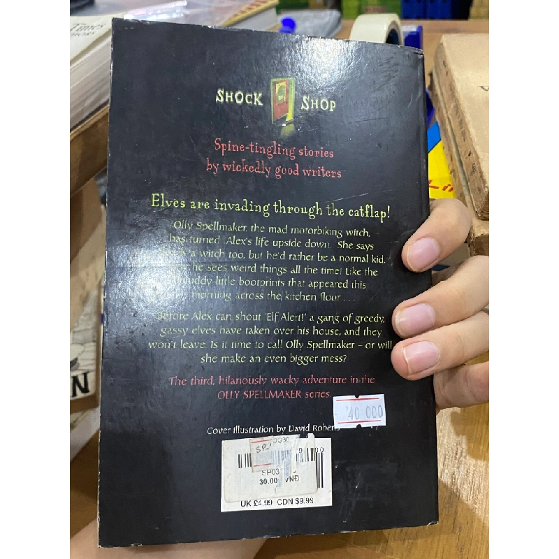 Olly Spellmaker Elf Alert ! - Susan Price 523181