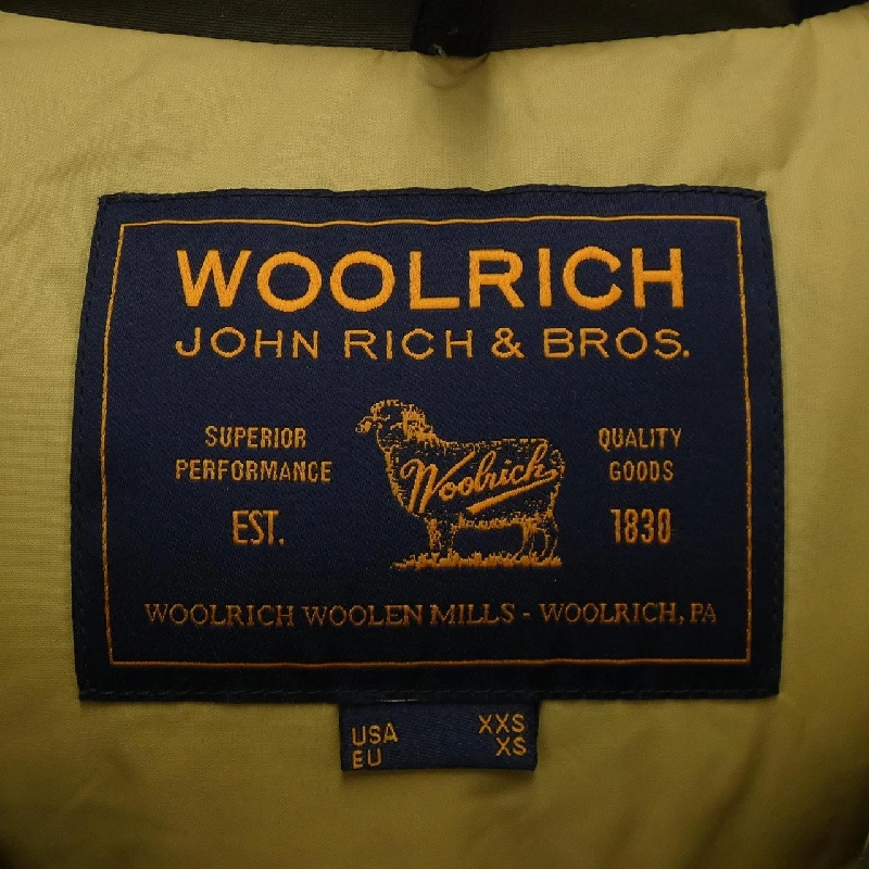 Áo khoác lông vũ WOOLRICH WOOLENMILLS 642227
