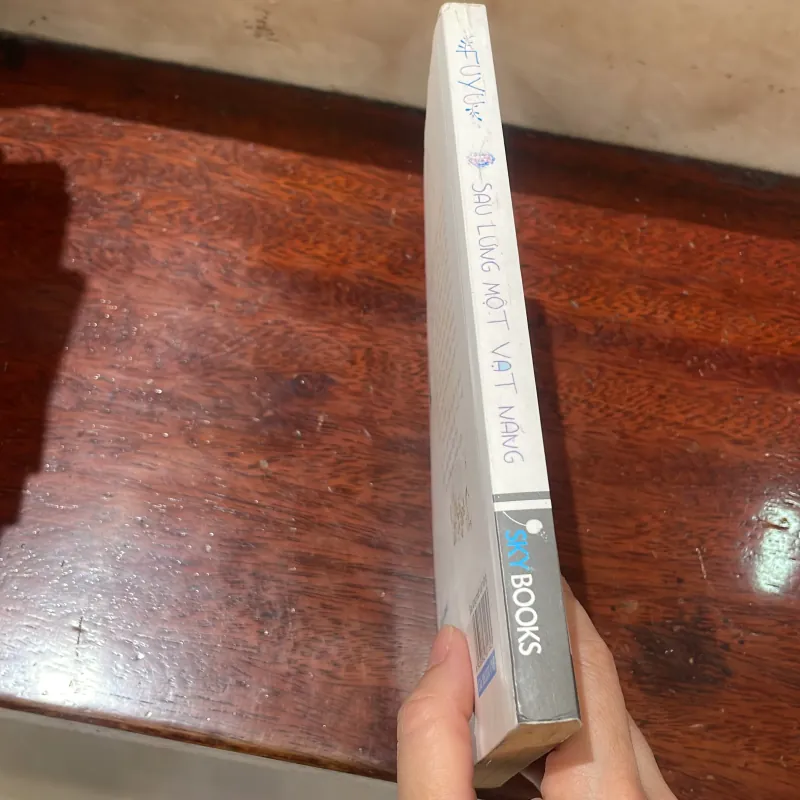 SAU LƯNG MỘT VẠT NẮNG - FUYU - skybooks -2013  1029371