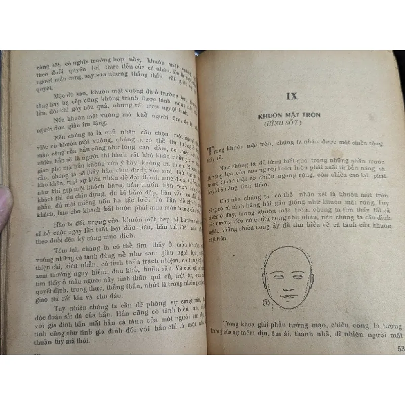 Bí mật đời người qua tướng mạo và sắc diện - Josef Ranald ( Ngũ Văn Bằng ) 713619