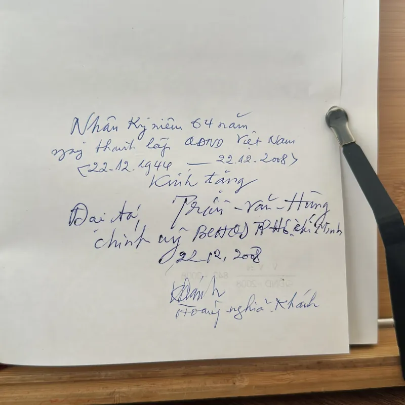 Đường lên cơ quan Tổng Hành Dinh 933145