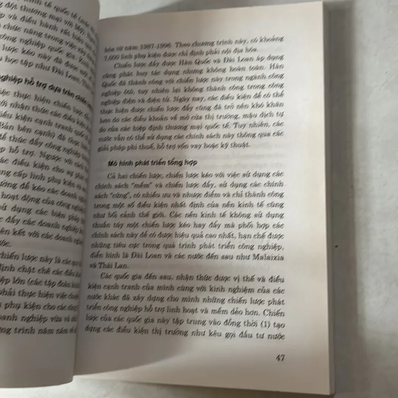 Phát triển công nghiệp hỗ trợ ở Việt Nam - Lê Thế Giới 727899