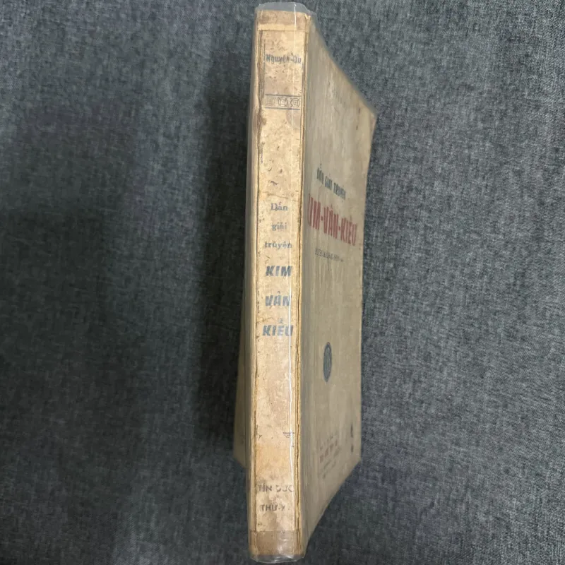 Dẫn giải truyện Kim-Vân-Kiều - Huyền Mặc Đạo Nhân soạn 798068