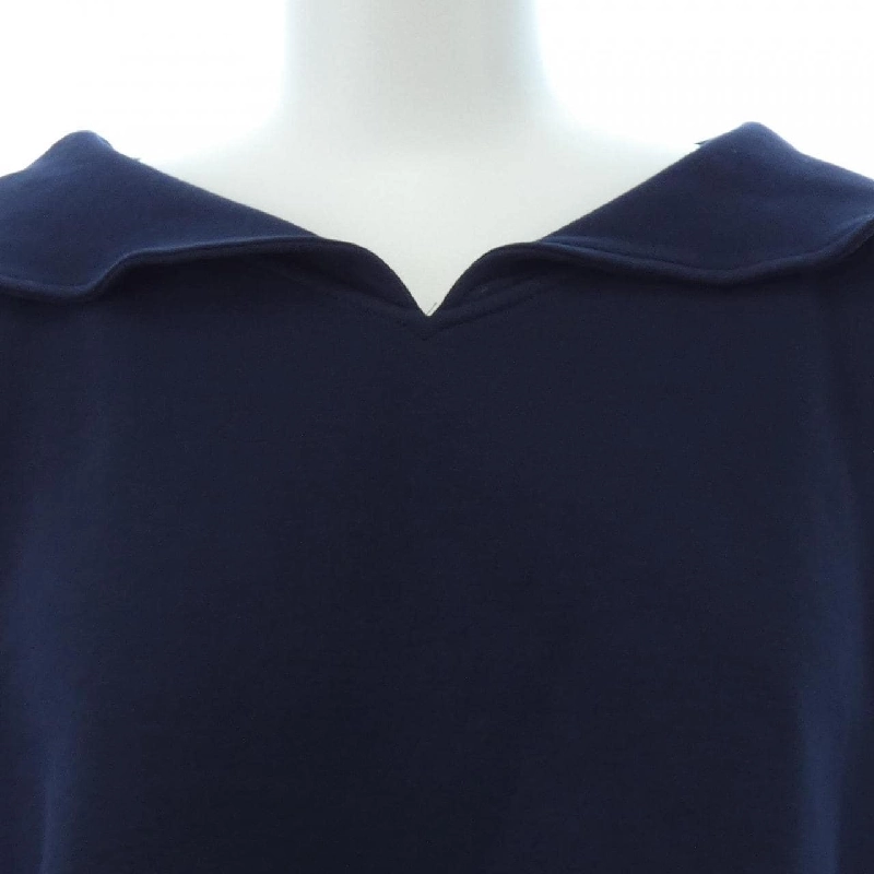 【Mã giảm giá】Áo Foxey FOXEY 639946