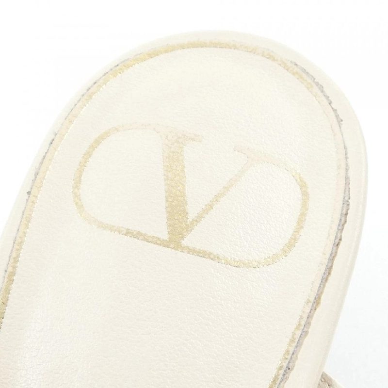 【Mã giảm giá】Giày cao gót VALENTINO GARAVANI 662492