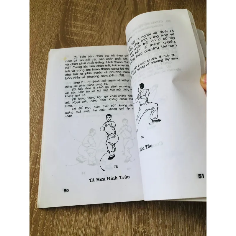 VÕ TÒNG THOÁT KHOÁ - 108 TRANG, NXB: 2007 291088