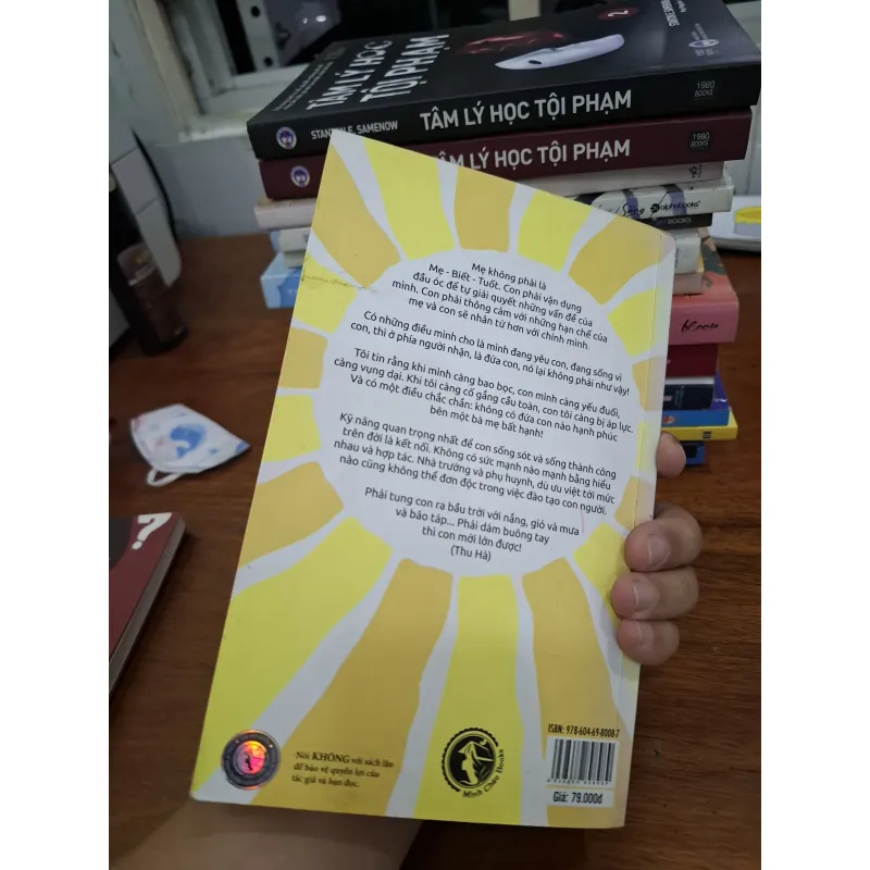 Sách Con nghĩ đi, mẹ không biết! - Thu Hà mới 60% 783181