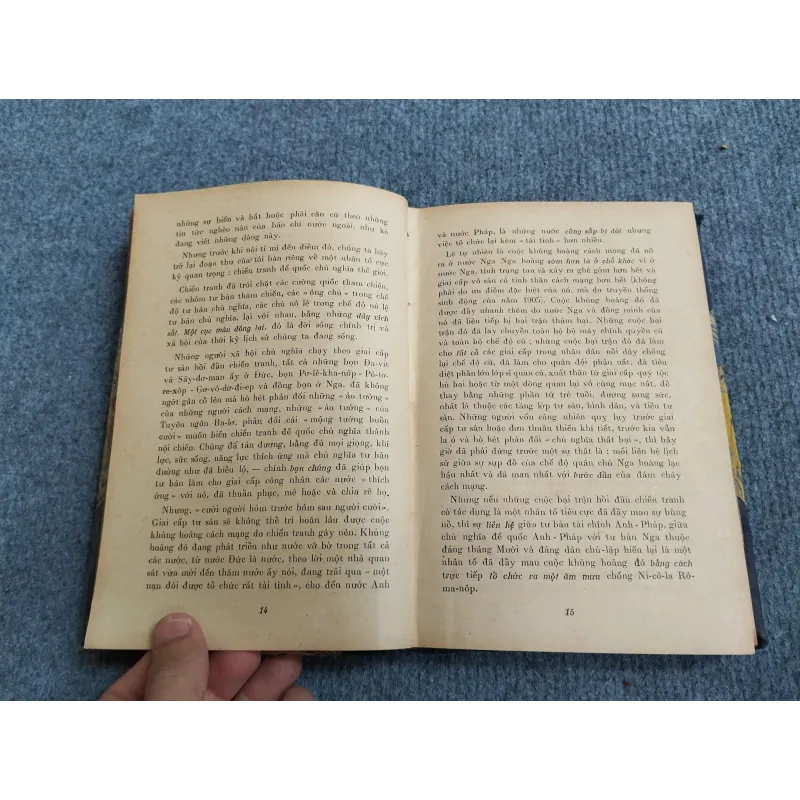 VỀ CUỘC CÁCH MẠNG XÃ HỘI CHỦ NGHĨA THÁNG MƯỜI VĨ ĐẠI 688753