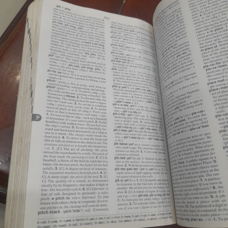 The AMERICAN HERITAGE ENGLISH as a SECOND LANGUAGE Dictionary 499312