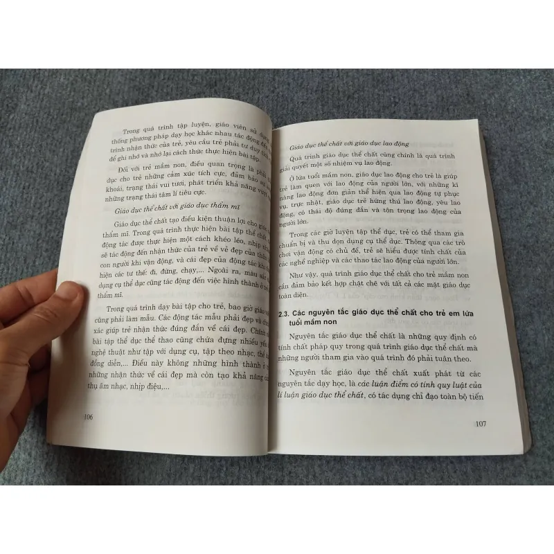 GIÁO TRÌNH LÍ LUẬN VÀ PHƯƠNG PHÁP GIÁO DỤC THỂ CHẤT CHO TRẺ EM LỨA TUỔI MẦM NON 729267