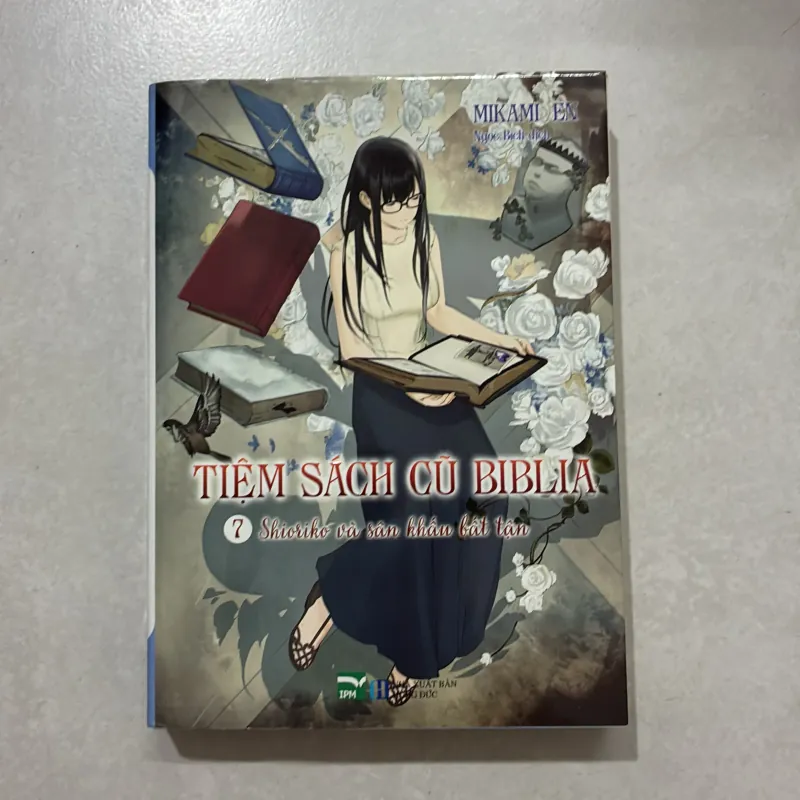 Tiệm sách cũ Biblia 7: Shioriko và sân khấu bất tận (t01) 750950
