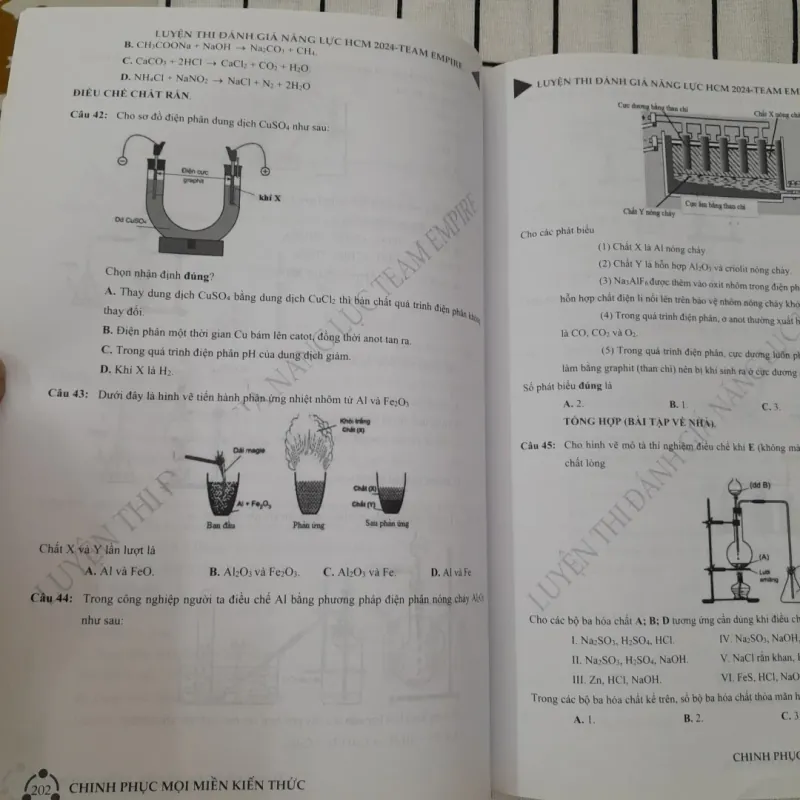 Sách ôn & tham khảo Luyện ĐÁNH GIÁ NĂNG LỰC EMPIRE TEAM 2024  576468