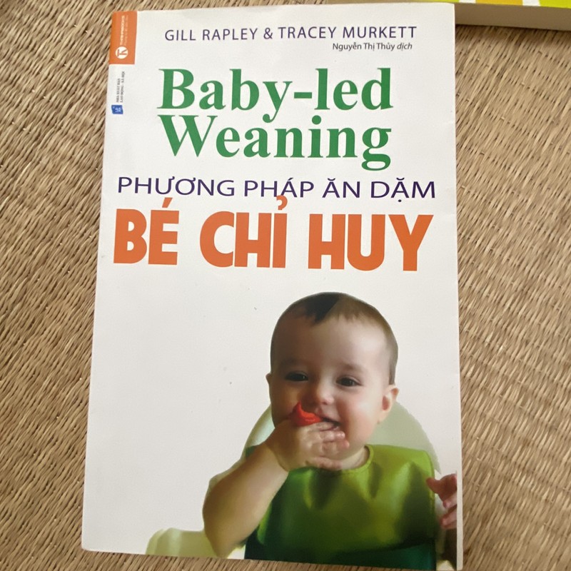 Sách nuôi dạy con, sách còn mới ạ, mình bán 50k/ 2 quyển 161046